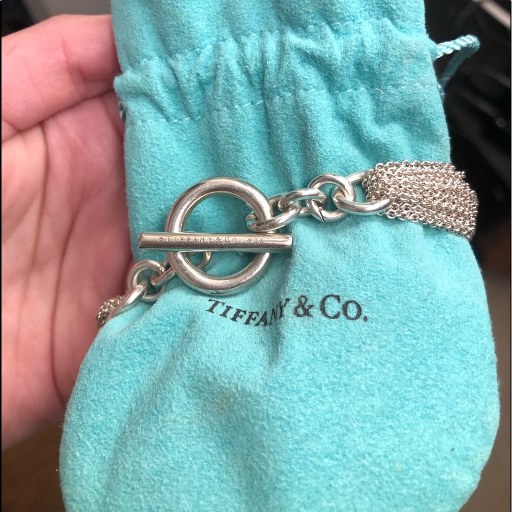 Tiffany Toggle Necklace - Picture 5 of 5